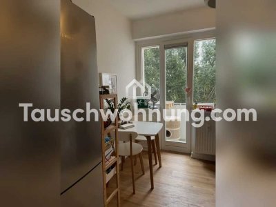 Tauschwohnung: Biete schöne 2-Zimmerwohnung, suche 1-Zimmer