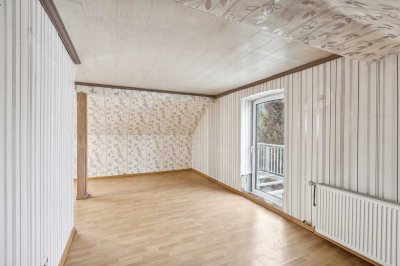 Charmante 3-Zimmer-Dachgeschosswohnung mit Balkon