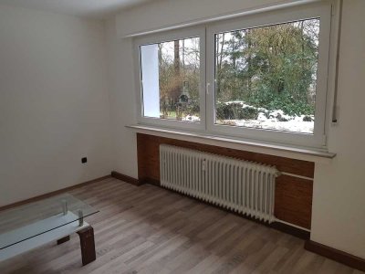 Helle 2-Zimmer Wohnung in guter Lage ab sofort zu vermieten