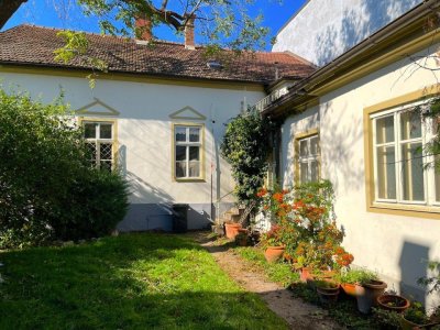 Altbau Rarität// Entwicklungsobjekt mit großem Potenzial.