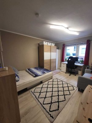 1-Raum-Hochparterre-Wohnung in Hannover Südstadt