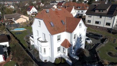 Villa Stadthaus Stadtvilla Wohnhaus Haus Mehrfamilienhaus Einfamilienhaus Einliegerwohnung Pool