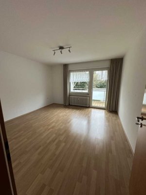 Top 3-Zimmer-Wohnung mit Balkon und EBK in Hürth