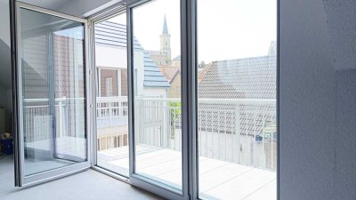 Modernes Wohnen im alten Ortskern von Bodenheim, Balkon, EBK, Erstbezug