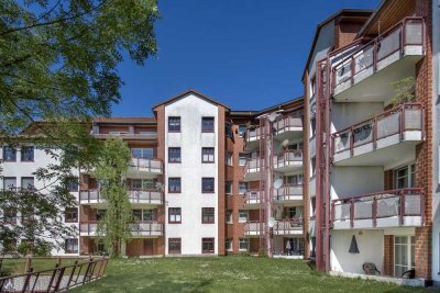 Dachgeschoss mit Balkon zu sofort möglich