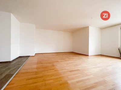 Günstig kaufen - selber sanieren - 3 Zimmerwohnung mit Dachterrasse