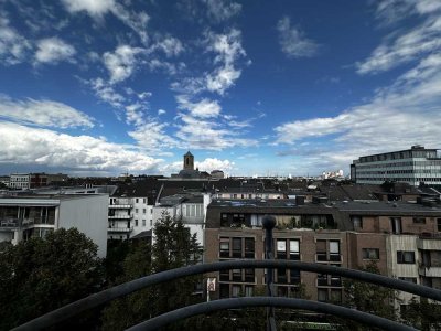 Attraktive Kapitalanlage im Herzen von Neuss – Charmante 2-Zimmer-Dachgeschosswohnung mit Balkon