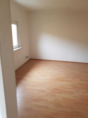 188.01 Schöne 4 ZKB Wohnung Bebelstr. 46 in Idar-Oberstein