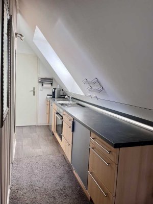 1 Zimmer Dachgeschosswohnung