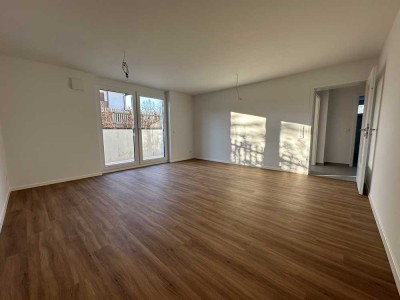 Bezugsfertig - Schöne 2,5-Zimmer-Wohnung mit Terrasse und Garten in Aying-Großhelfendorf