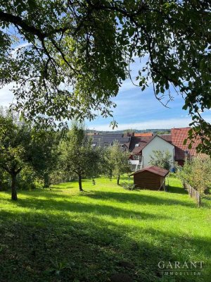 Eine gute Adresse für Ihr Haus mit traumhaftem Garten und Blick in die Natur