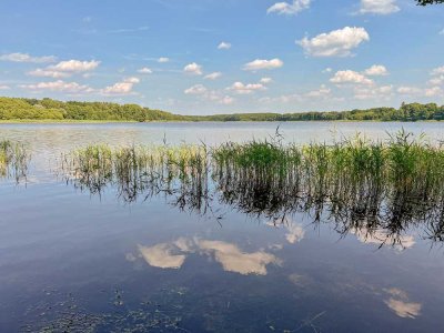 Gemütliches EFH in Massivbauweise, 2 Ferienbungalows  und 2 private Steganlagen am Rahmersee