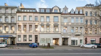 Charmante Dachgeschosswohnung mit drei Zimmern in begehrter Lage in Aachen