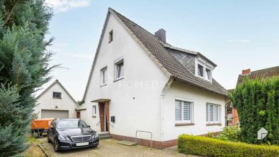 Charmante Renovierungs-Chance: Freistehendes EFH auf 824m² Grundstück mit viel Potenzial