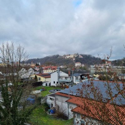 2-Zimmer-Dachgeschosswohnung mit Balkon in Passau