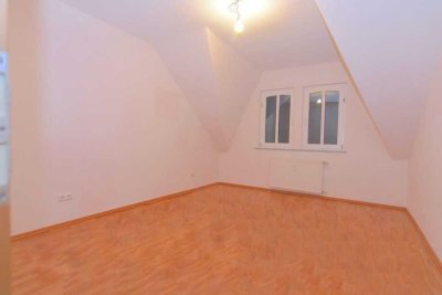 Attraktive 4 Zi-Wohnung in Wiesbaden-Mitte - ideal für WG geeignet