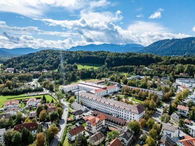 Bad Tölz | Luxussanierte Altbauwohnung mit Lift, edlem Ambiente und großem Südbalkon