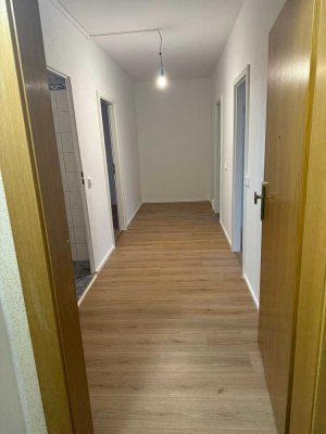 Moderne 3-Zimmer-Wohnung mit Balkon in Gera