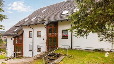 Großzügige 3-Zimmer-Dachgeschosswohnung mit fantastischer Aussicht, Balkon, Aufzug und Stellplatz