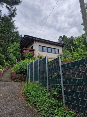 Eberbach-Friedrichsdorf, Haus mit großartigem Panoramablick mit Talblick