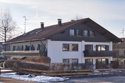 Komfortabel mit großem Balkon – inklusive Stellplatz!