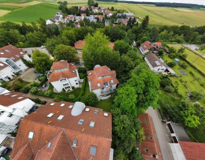 Über den Dächern von Leingarten: 4,5-Zimmer Maisonette Wohnung mit Balkon und Einbauküche