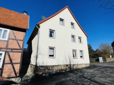 Großzügiges Ein- bis Zweifamilienhaus in Trendelburg mit schönem Blick ins Diemeltal