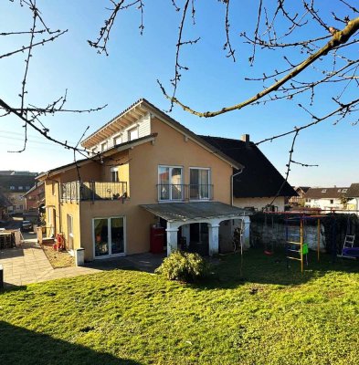 Mehrgenerationenhaus mit insgesamt 5 Wohnung in Hofweier