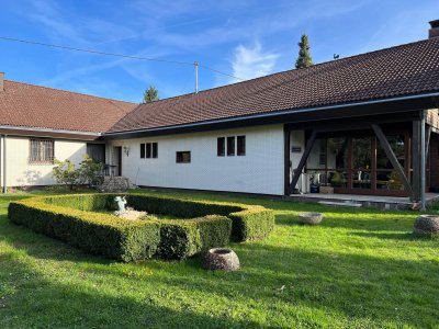 Neue Wohnung im Erdgeschoss!! inkl. 150m² Garten und Garage!