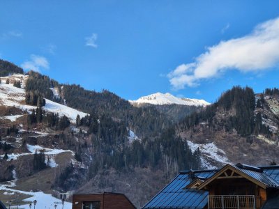 großzügige Dachgeschosswohnung nahe Skilift