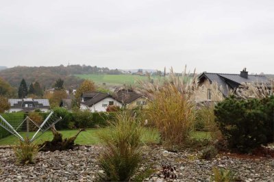 Schöne 2,5-Zimmer-Souterrain-Wohnung mit wunderschöner Aussicht in Königswinter-Eudenbach