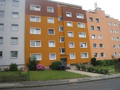 schöne helle Wohnung mit Balkon im 1.OG mit Aufzug  in Wanne-Süd