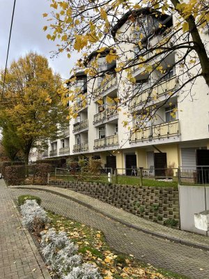 Geräumige 1-Zimmer-Maisonette Dachgeschosswohnung in Mülheim