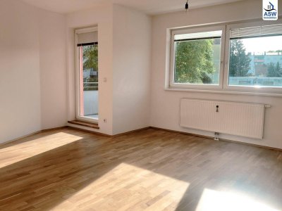 Beeindruckende ca. 60 m² 2 Zimmer-Wohnung mit zwei Balkon-Terrassen in zentrumsnaher Grün - Ruhelage!