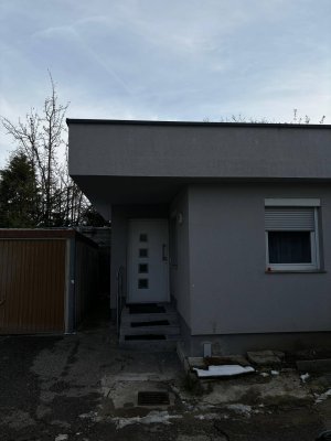 Moderner Bungalow + 1 Wohnung (50qm2)