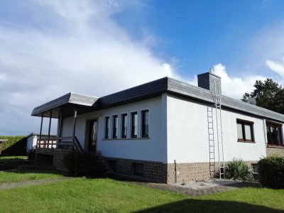 *** Einfamilienhaus mit großem Grundstück in idyllischer Lage***