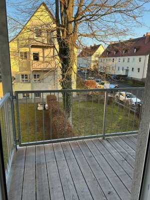 Erstbezug nach Sanierung: Exklusive 2-Raum-Wohnung mit Balkon in Kitzingen