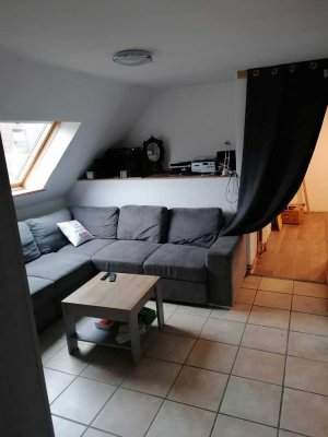 520 € - 72 m² - 2.0 Zi.