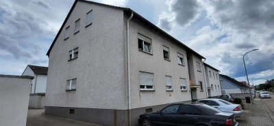 Wohnhaus mit 6 Wohnungen und 3 Garagen, Kapitalanlage, Maxdorf