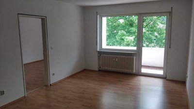 Kurviertel - sonnige, ruhige 2-Raum-Wohnung mit Balkon und EBK in Bad Kreuznach