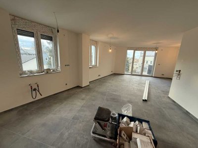 Hochwertige 3 Zimmerwohnung mit Balkon