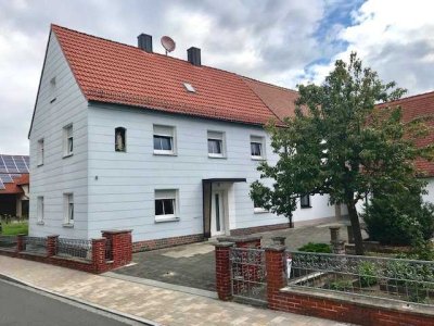 INTELLIGENT GEPLANTES MEHRGENERATIONENHAUS IN GREMSDORF: