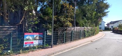 Neubau: Energiespar- Doppelhaushälfte mit Garten in bester Lage von Usingen !!!