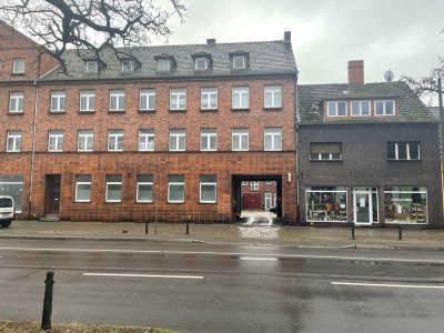 Imposantes sanierungsbedürftiges Mehrfamilienhaus in Lutherstadt Wittenberg zu verkaufen