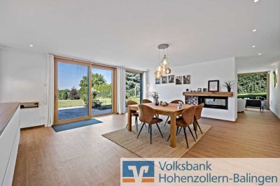 Exklusives Mehrgenerationenhaus 
mit 4 Einheiten