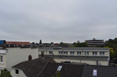 Renovierte 2 Zimmerwohnung in Uetersener Fußgängerzone