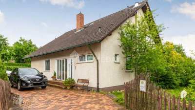 Charmantes Einfamilienhaus mit 5 Zimmern, Terrasse und Garage in Baunach