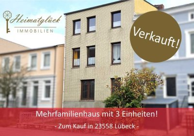 *Verkauft!* Sanierungsbedürftiges Mehrfamilienhaus mit drei Wohneinheiten!
- zentral in Lübeck -