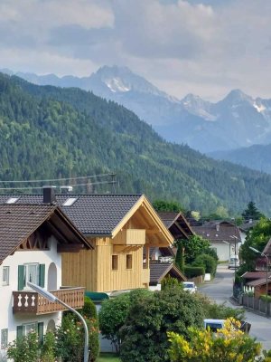 Beste Aussichten in Farchant: 2,5-Zimmerwohnung mit großem Balkon!