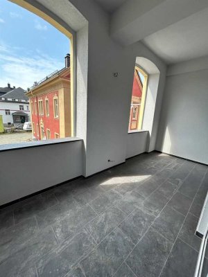 Erstbezug nach San.! Großzügige 5-Zimmer Loft mit Wanne, Dusche und Riesenloggia in ruhiger Lage!